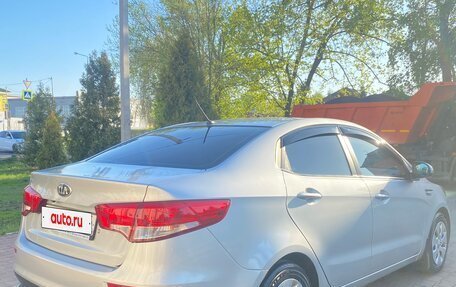 KIA Rio III рестайлинг, 2015 год, 1 100 000 рублей, 40 фотография