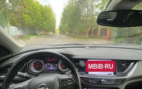 Opel Insignia II рестайлинг, 2018 год, 1 800 000 рублей, 2 фотография