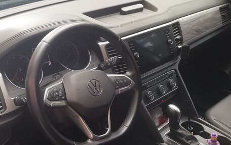 Volkswagen Teramont I, 2019 год, 2 600 000 рублей, 8 фотография