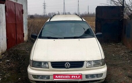 Volkswagen Passat B4, 1995 год, 110 000 рублей, 8 фотография