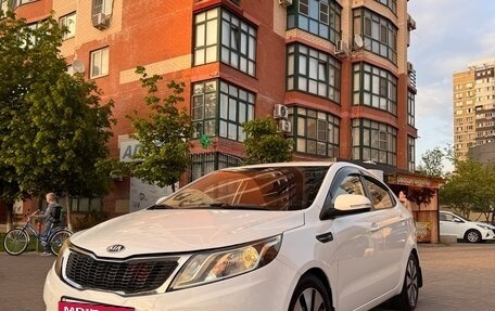 KIA Rio III рестайлинг, 2014 год, 1 050 000 рублей, 3 фотография