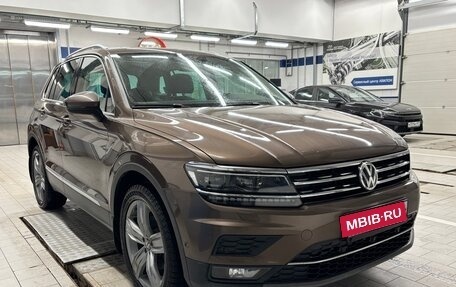 Volkswagen Tiguan II, 2017 год, 2 800 000 рублей, 4 фотография