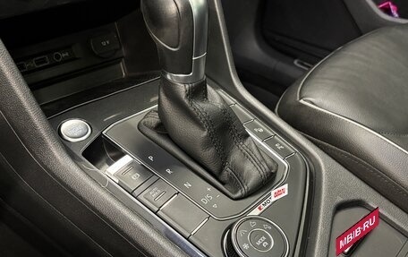 Volkswagen Tiguan II, 2017 год, 2 800 000 рублей, 12 фотография