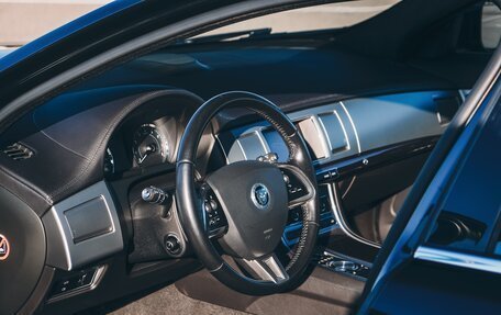 Jaguar XF I рестайлинг, 2011 год, 2 100 000 рублей, 10 фотография