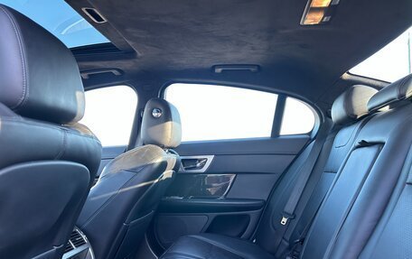 Jaguar XF I рестайлинг, 2011 год, 2 100 000 рублей, 14 фотография