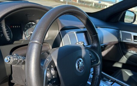 Jaguar XF I рестайлинг, 2011 год, 2 100 000 рублей, 24 фотография