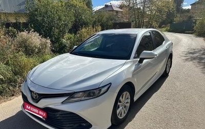 Toyota Camry, 2018 год, 2 350 000 рублей, 1 фотография