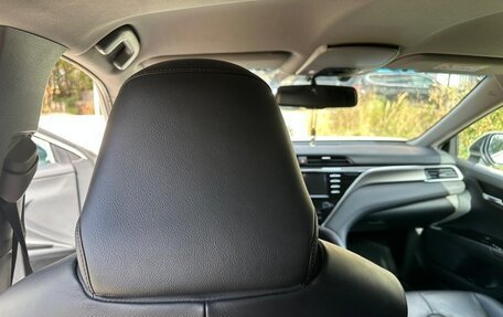 Toyota Camry, 2018 год, 2 350 000 рублей, 18 фотография