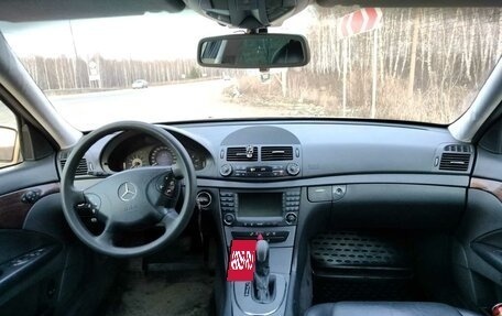 Mercedes-Benz E-Класс, 2003 год, 800 000 рублей, 2 фотография