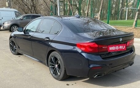BMW 5 серия, 2018 год, 3 300 000 рублей, 3 фотография