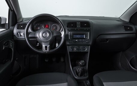 Volkswagen Polo VI (EU Market), 2014 год, 899 000 рублей, 6 фотография
