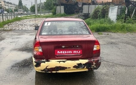 Hyundai Accent II, 2004 год, 300 000 рублей, 3 фотография