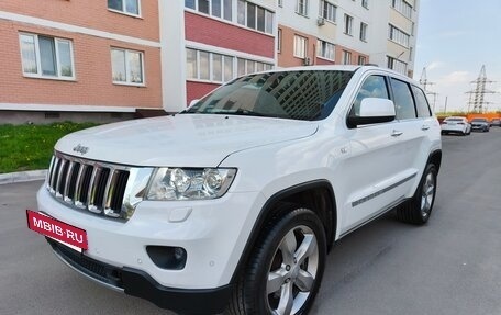 Jeep Grand Cherokee, 2013 год, 2 075 000 рублей, 3 фотография