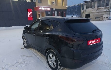Hyundai ix35 I рестайлинг, 2010 год, 920 000 рублей, 13 фотография