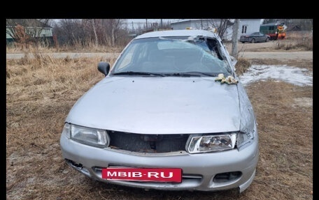 Mitsubishi Carisma I, 1997 год, 65 000 рублей, 5 фотография