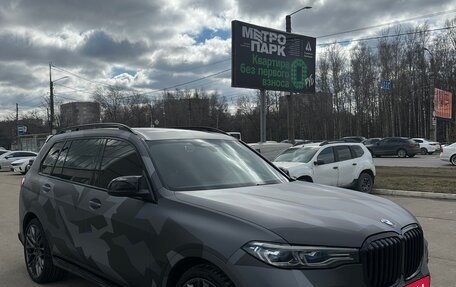 BMW X7, 2022 год, 10 500 000 рублей, 3 фотография