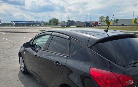 Opel Astra J, 2012 год, 690 000 рублей, 5 фотография