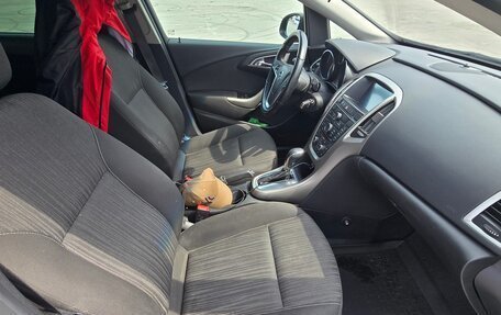 Opel Astra J, 2012 год, 690 000 рублей, 14 фотография