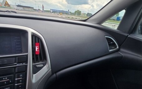 Opel Astra J, 2012 год, 690 000 рублей, 29 фотография