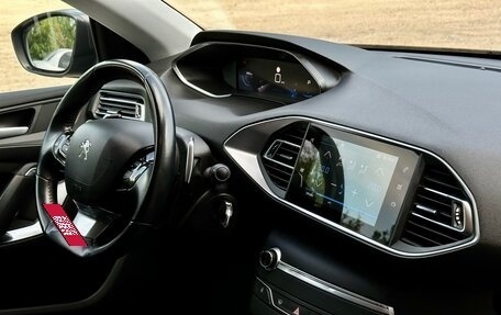 Peugeot 308 II, 2020 год, 1 570 000 рублей, 38 фотография