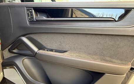 Porsche Cayenne III, 2025 год, 24 500 000 рублей, 30 фотография