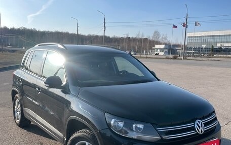 Volkswagen Tiguan I, 2011 год, 935 000 рублей, 3 фотография