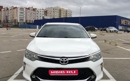 Toyota Camry, 2014 год, 2 050 000 рублей, 1 фотография