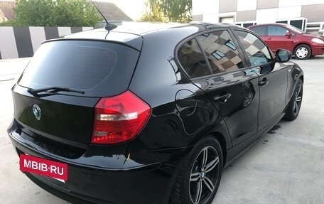 BMW 1 серия, 2011 год, 990 000 рублей, 4 фотография