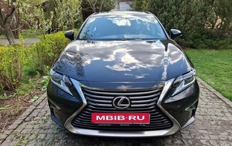 Lexus ES VII, 2018 год, 2 780 000 рублей, 13 фотография