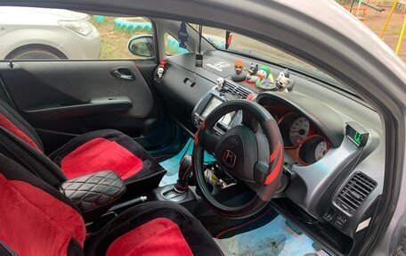 Honda Fit III, 2002 год, 450 000 рублей, 7 фотография
