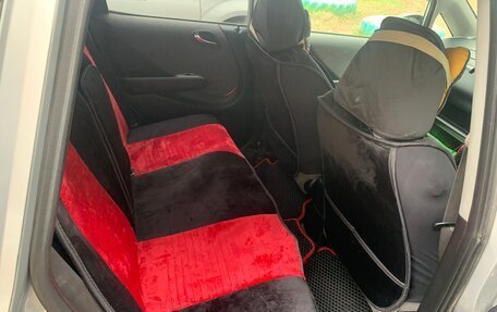 Honda Fit III, 2002 год, 450 000 рублей, 8 фотография