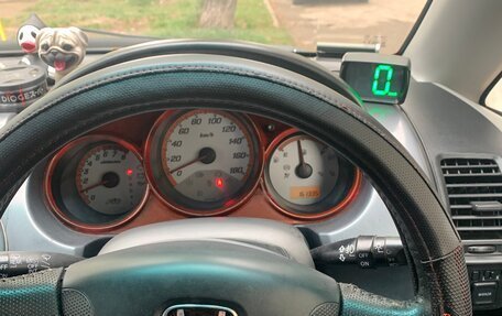 Honda Fit III, 2002 год, 450 000 рублей, 10 фотография