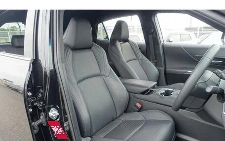 Toyota Harrier, 2021 год, 2 473 000 рублей, 11 фотография