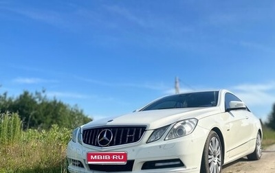 Mercedes-Benz E-Класс, 2011 год, 1 550 000 рублей, 1 фотография
