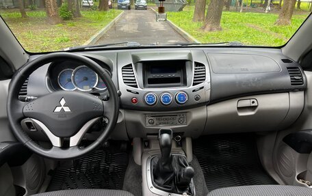 Mitsubishi L200 IV рестайлинг, 2007 год, 970 000 рублей, 9 фотография