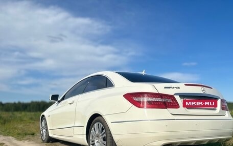 Mercedes-Benz E-Класс, 2011 год, 1 550 000 рублей, 3 фотография