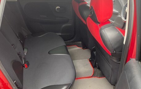 Nissan Note II рестайлинг, 2013 год, 850 000 рублей, 24 фотография