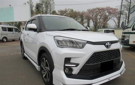 Toyota Raize I, 2022 год, 1 213 000 рублей, 3 фотография