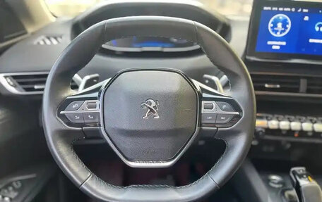 Peugeot 5008 II, 2021 год, 1 750 000 рублей, 9 фотография