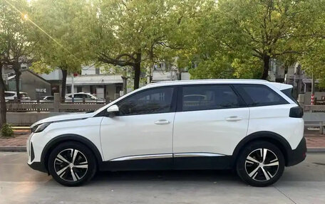 Peugeot 5008 II, 2021 год, 1 750 000 рублей, 3 фотография