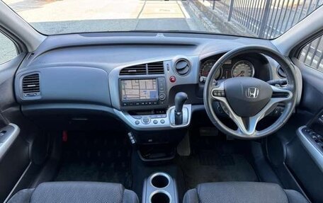 Honda Stream II, 2012 год, 974 000 рублей, 9 фотография