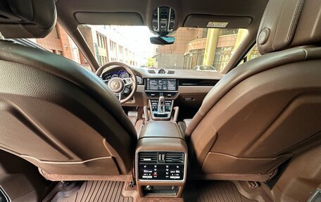 Porsche Cayenne III, 2020 год, 10 800 000 рублей, 6 фотография