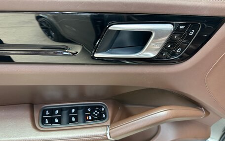 Porsche Cayenne III, 2020 год, 10 800 000 рублей, 9 фотография