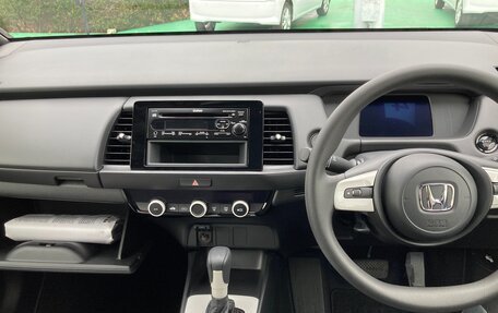 Honda Fit, 2022 год, 860 000 рублей, 8 фотография