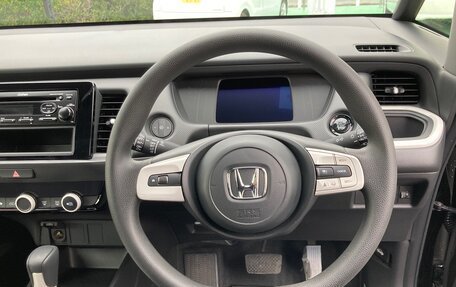 Honda Fit, 2022 год, 860 000 рублей, 9 фотография