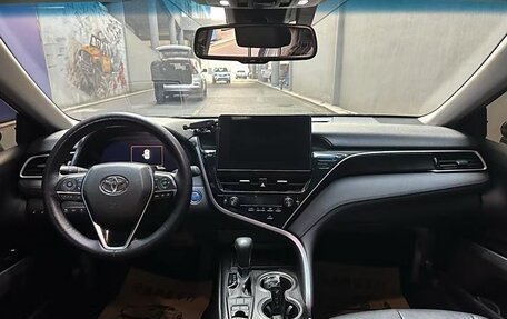 Toyota Camry, 2023 год, 3 000 000 рублей, 6 фотография