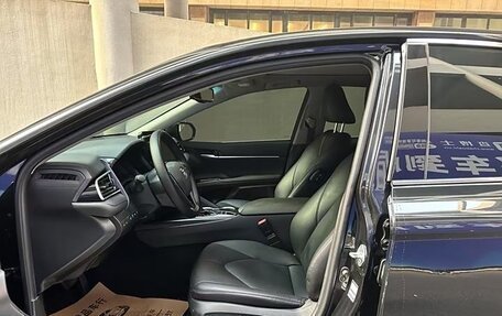 Toyota Camry, 2023 год, 3 000 000 рублей, 8 фотография