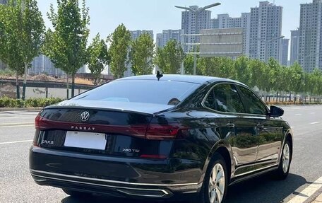Volkswagen Passat B8 рестайлинг, 2022 год, 1 747 000 рублей, 5 фотография