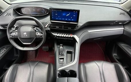 Peugeot 5008 II, 2021 год, 1 800 300 рублей, 6 фотография