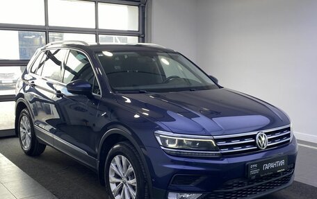 Volkswagen Tiguan II, 2017 год, 2 399 000 рублей, 3 фотография